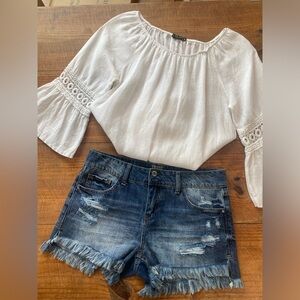 White Lungo L’ Arno 100% Linen Embroidered Blouse